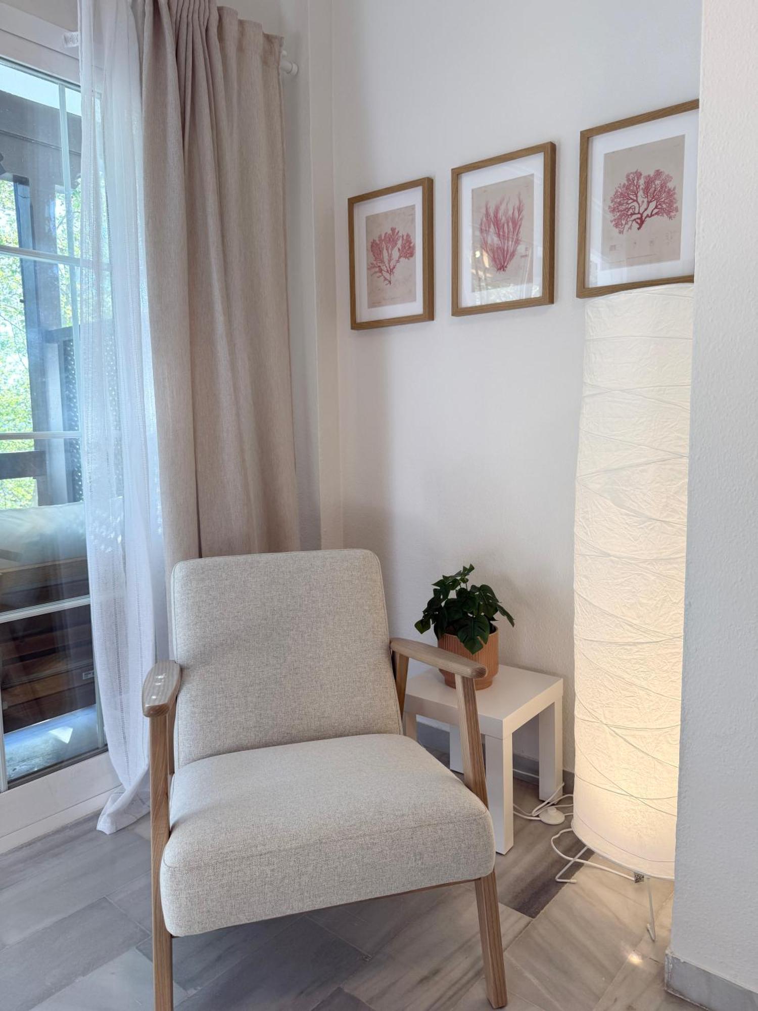 Golden Mile La Carolina - Eaw Homes Apartamento